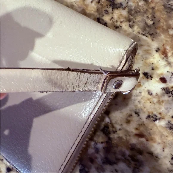 Kate Spade Wellesley Layton Fresh Air Cream Leather Zip Around Wallet Classic - Picture 7 of 7